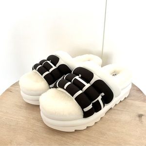 New UGG Maxi Slide Logo Platform Sandal White Cream Black Womens 8